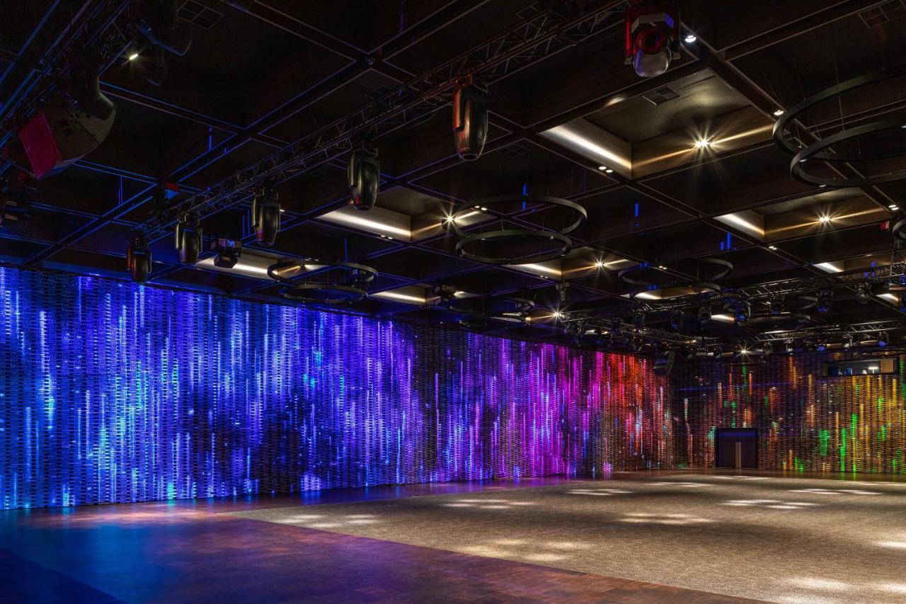 Emily Resort Lviv Extérieur photo The interior of the nightclub