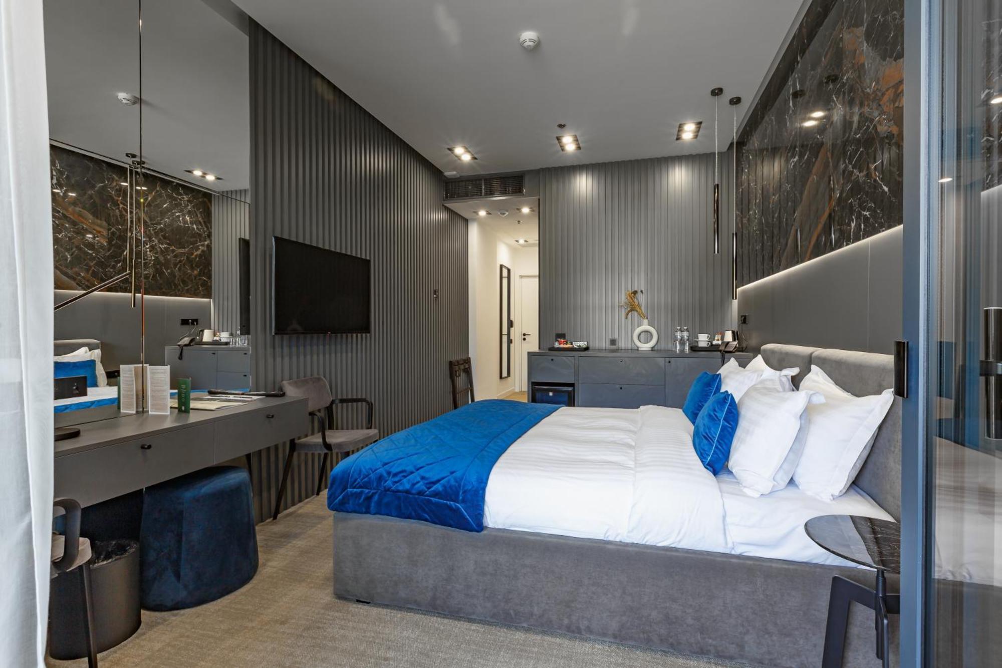 Emily Resort Lviv Extérieur photo Deluxe room